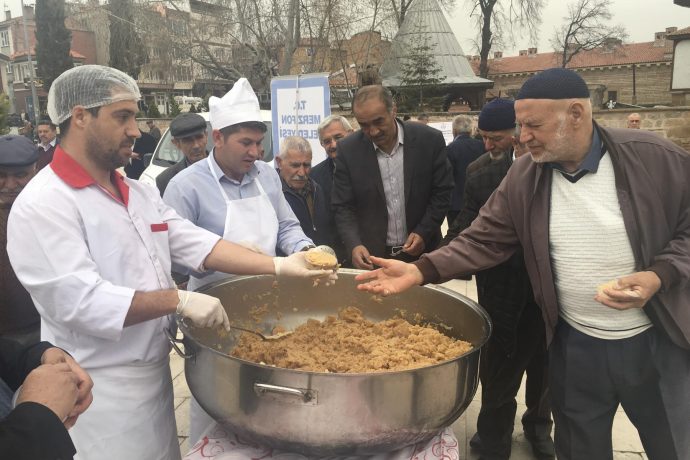 Halkımıza Helva İkramında Bulunduk