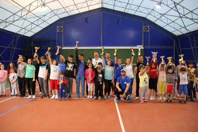 Küçük Sporcularımızı Tebrik Ediyoruz