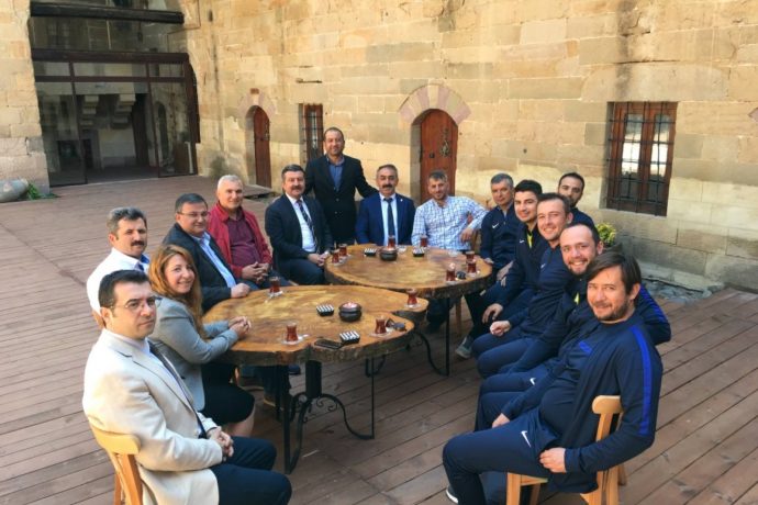 Başkanımızdan Taşhan Otel ve Restaurant’a Hayırlı Olsun Ziyareti