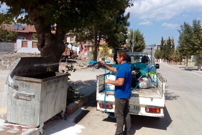 Çöp Konteynerlarımız Dezenfekte Edildi