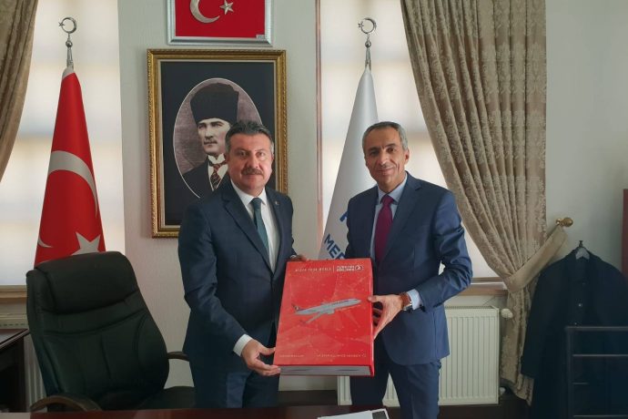 Turk Hava Yolları Samsun Müdürü Sayın Deniz Öztırpan’Dan Belediyemize Ziyaret
