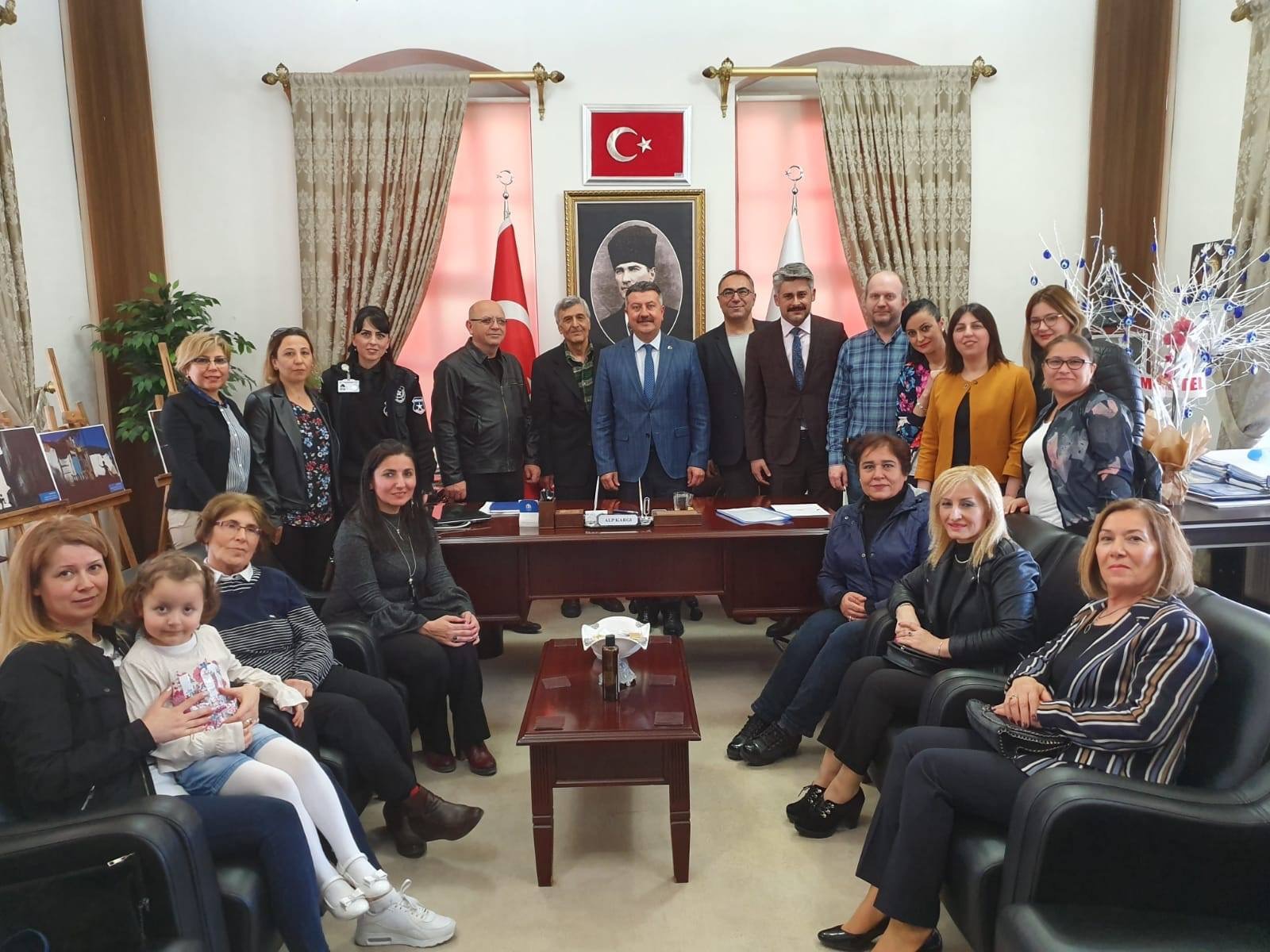 Türk Sanat Müziği Koromuzdan Başkanımıza Ziyaret