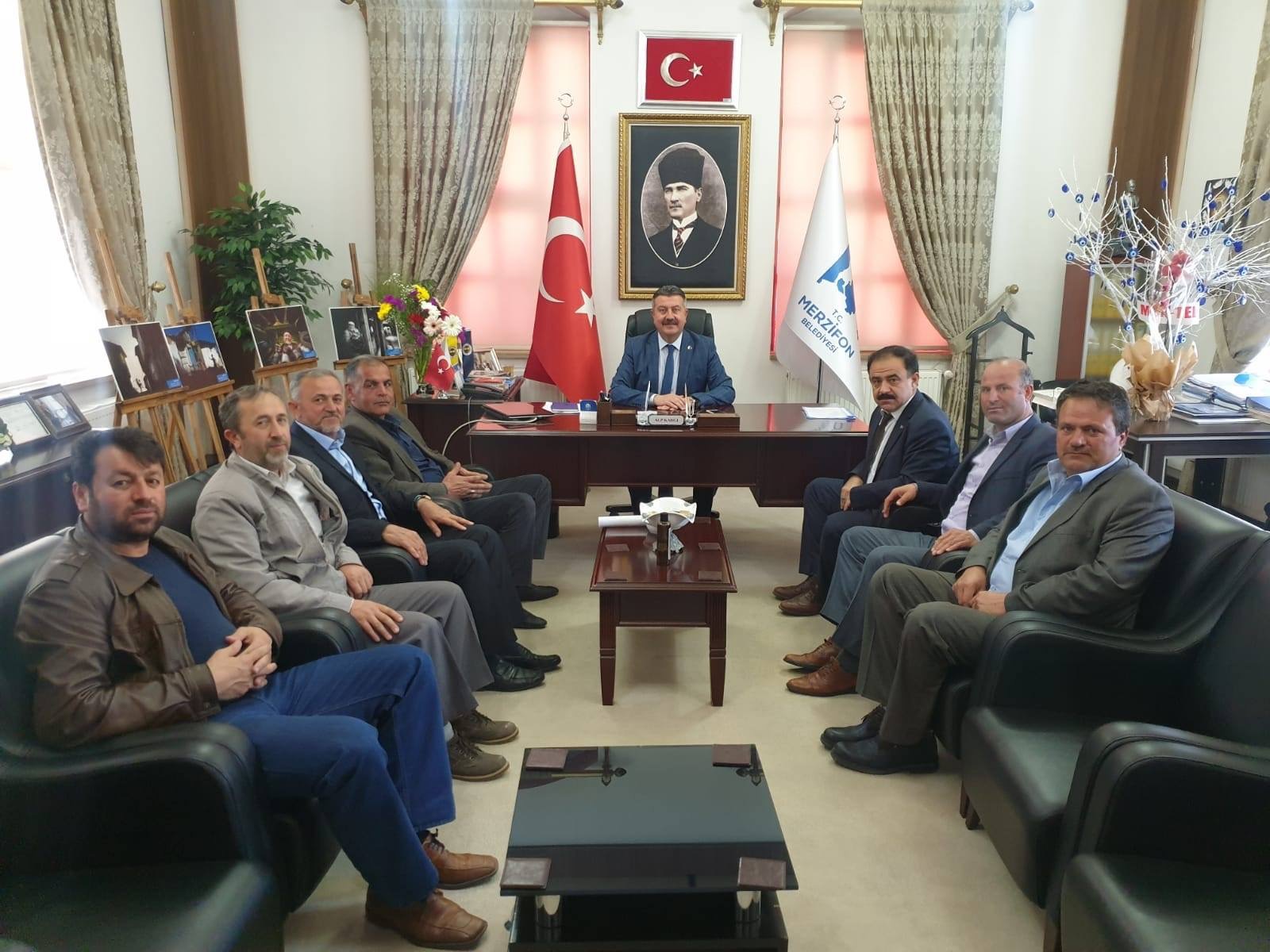 Merzifon Vezirköprülüler Derneğinden Başkanımıza Ziyaret