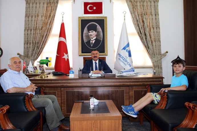 Mustafa Yeşildağ’dan Başkanımıza Ziyaret
