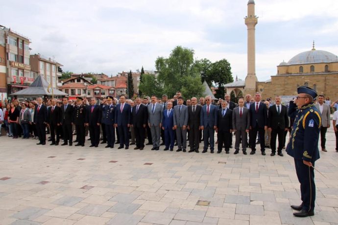 Başkanımız Çelenk Koyma Törenine Katıldı