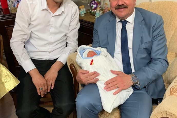 Allah Anneli Babalı Büyütsün