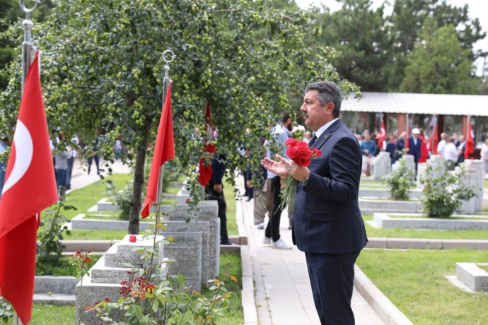 15 Temmuz Demokrasi ve Milli Beraberlik Günü’nde Şehitlik Ziyaretinde Bulunduk