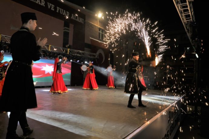 Azerbaycan Halk Dansları Topluluğunu Ağırladık