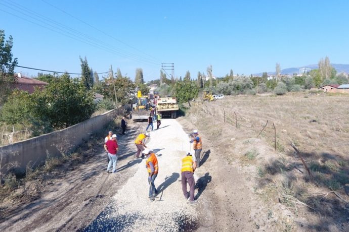 Başkanımız Kümbet Hatun Mahallesindeki Asfalt Çalışmamızı İnceledi