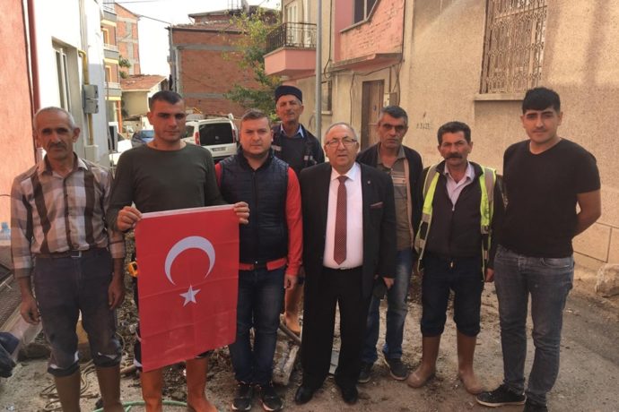 Başkan Yardımcımız Sahada Çalışan Personelimize Kolaylıklar Diledi