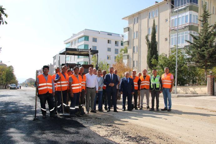 Hafız Mustafa Caddesi Asfalt Çalışması Hız Kesmeden Devam Ediyor