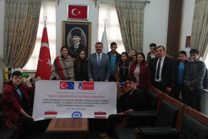 Öğretmen ve Öğrencilerimizin Başarılarının Devamını Dileriz