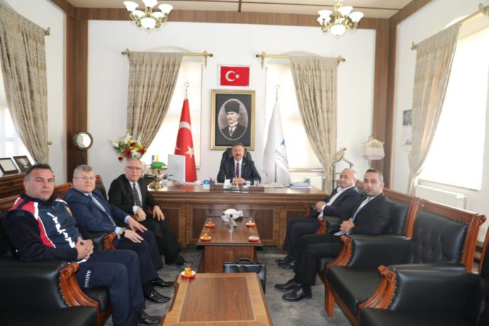 Belediye-İş Sendikası Şube Başkanı ve Yetkilileri Belediyemize Ziyarette Bulundu