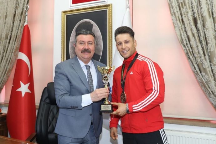 Başkanımız, Yasin Ayrancı’yı Tebrik Etti