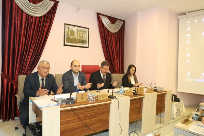 Meclisimizi Dualarla Açtık