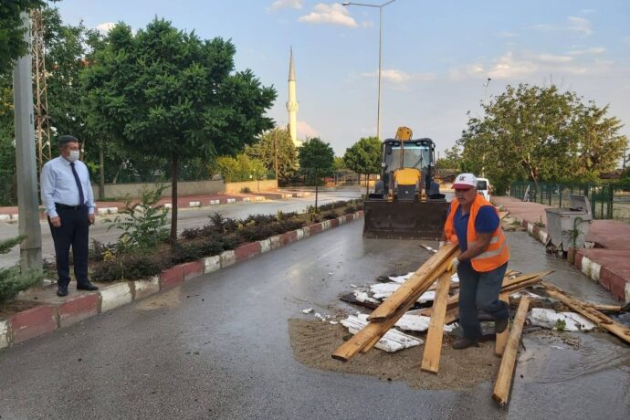 Ekiplerimiz Tarafından Sağanak Yağış Sonrası Oluşan Aksaklıklar Giderildi