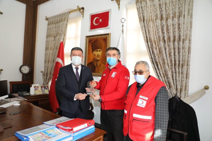 Kızılay Yönetiminden Belediyemize Ziyaret