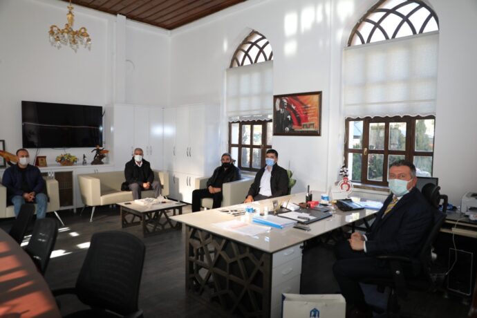 Köy Muhtarı ve Kooperatif Üyelerinden Belediyemize Ziyaret