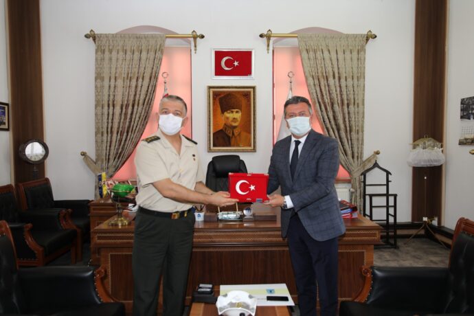 Albay Ferhan Işık ve Asteğmen Mustafa Canatan Belediyemize Ziyarette Bulundu