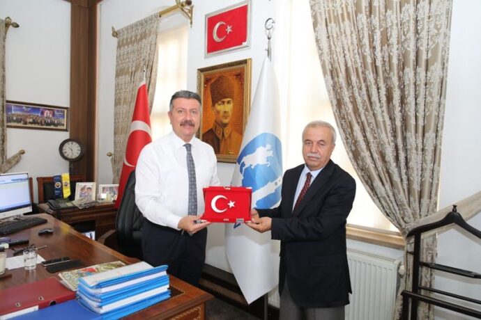 Nüfus Müdürü Şükrü Çotur’dan Belediyemize Ziyaret