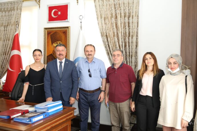 Avukatlardan Belediyemize Ziyaret