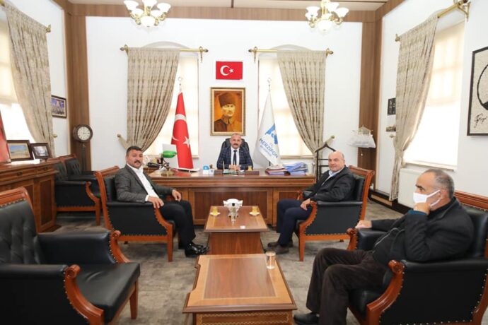 Ziraat Odası Başkanı ve Yönetim Kurulu Üyeleri Belediyemize Ziyarette Bulundu