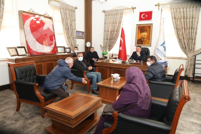 Sofular Mahallesi Muhtarı ve Sakinleri Belediyemize Ziyarette Bulundu