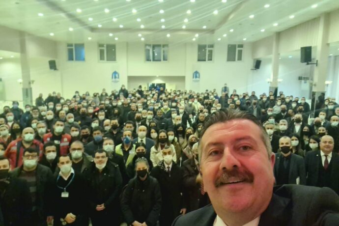 Başkanımız, 645 Kişilik Belediye Ailemizle Bir Araya Gelerek Keyifli Bir Sohbet Gerçekleştirdi