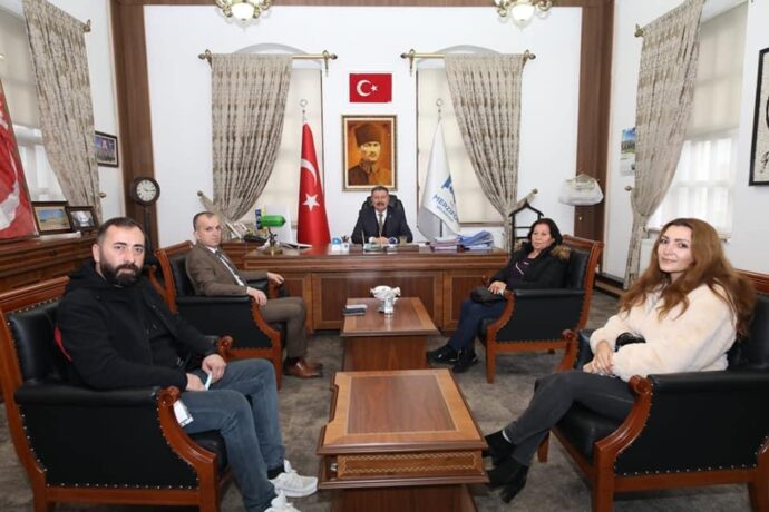 Amasya Chp Merkez İlçe Kadın Kolları Başkanı Belediyemize Ziyarette Bulundu