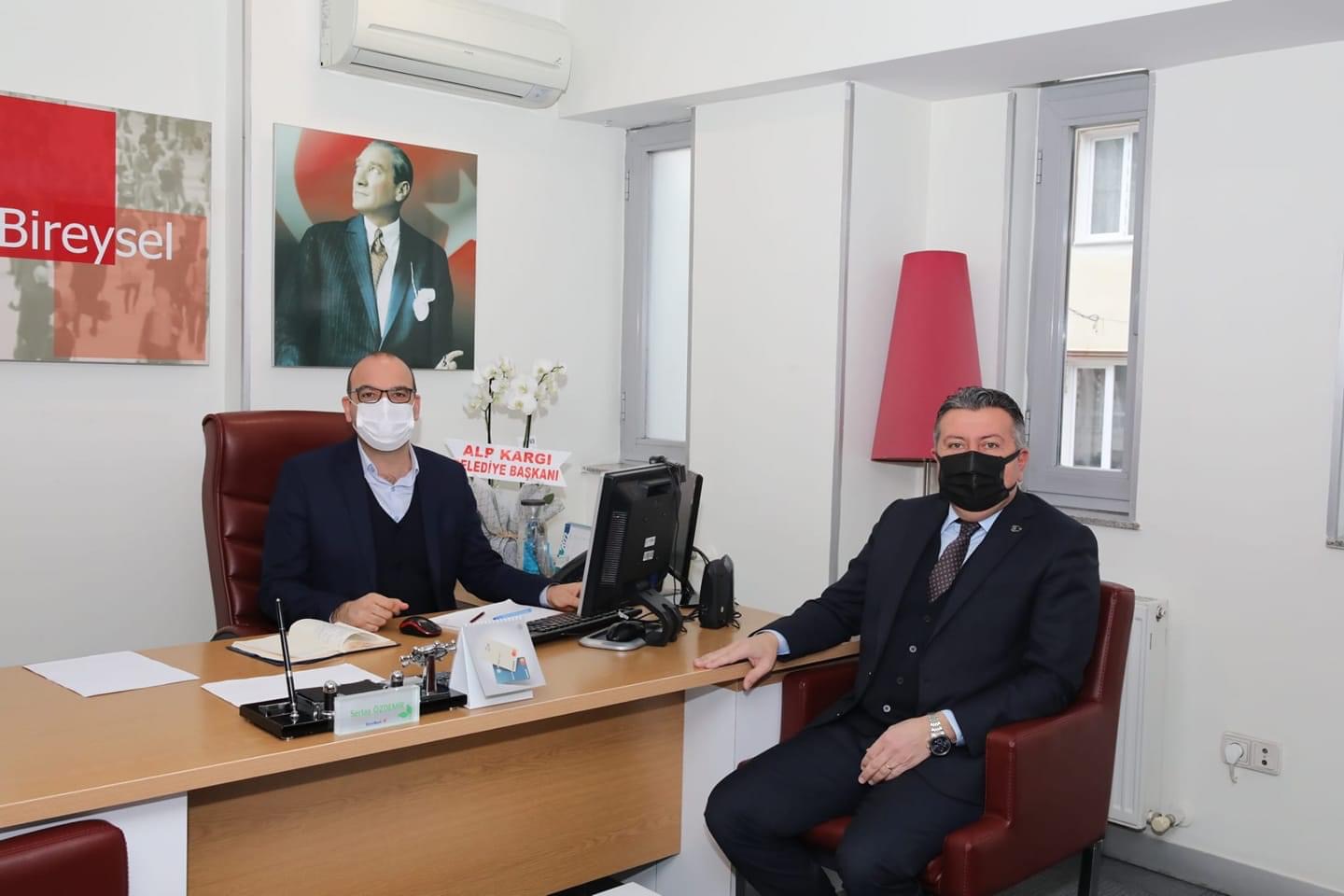 Başkanımız, Merzifon Deniz Bank Müdürüne Ziyarette Bulundu