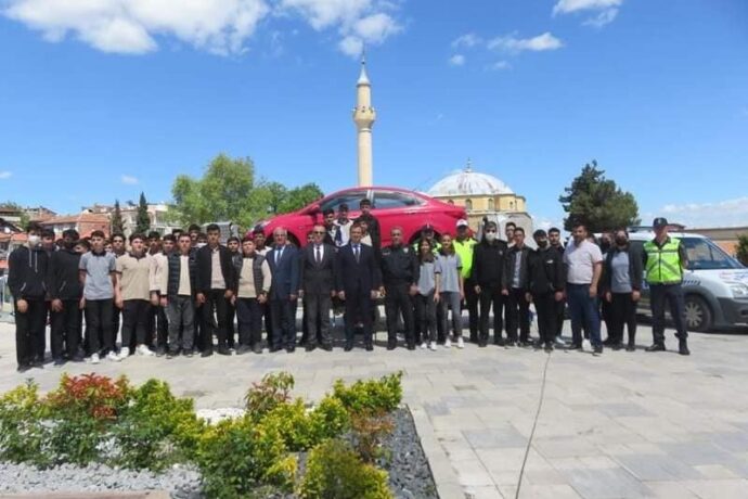 Erkan Ergül: “Tüm Vatandaşlarımızı Emniyet Kemeri Konusunda Duyarlı Olmaya Davet Ediyorum”