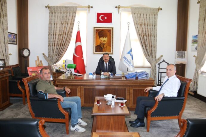 Sofular Mahallesi Muhtarından Belediyemize Ziyaret