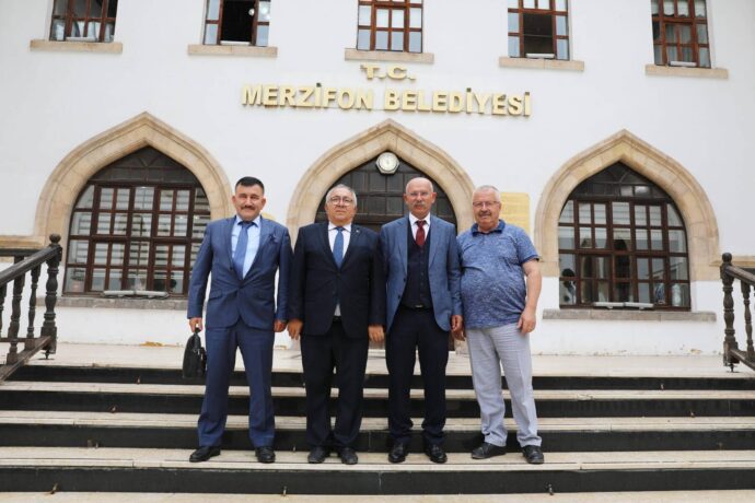 Amasyalılar Federasyonu ve Derneği Genel Başkanı ve Bursa Amasyalılar Derneği Dernek Başkanı Belediyemize Ziyarette Bulundular