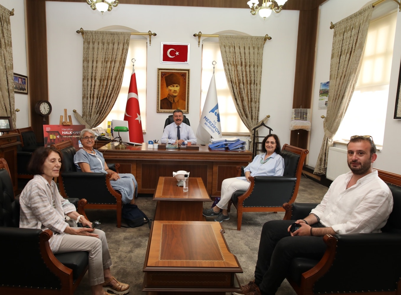 Münevver Yeşil, Semiha Arayıcı ve Nebile Gürsoy Belediyemize Ziyarette Bulundu