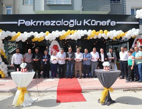 Başkan Yardımcılarımız Pekmezcioğlu Künefe’nin Açılışına Katıldılar