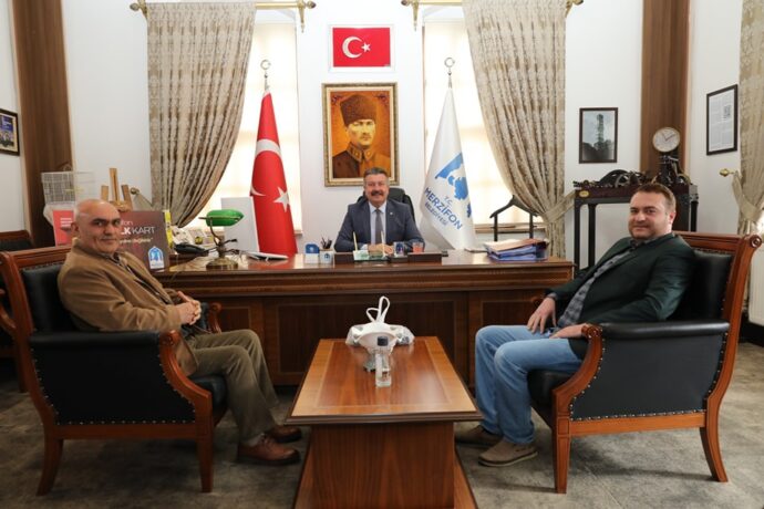 Mahsen Mahallesi Muhtarı İsmet Soybilgin ve Rasim Sevindik Belediyemize Ziyarette Bulundu