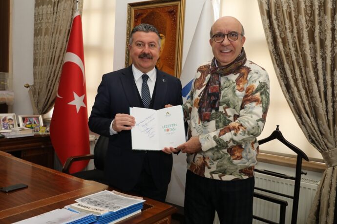 Gurme Yazar Süreyya Üzmez’i Belediyemizde Ağırladık