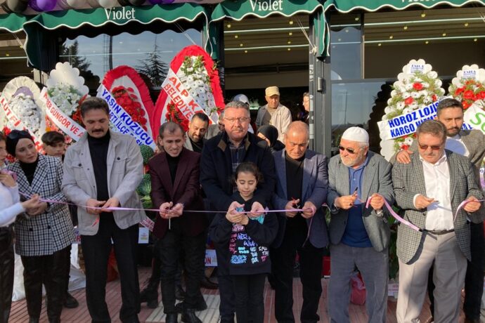 Başkanımız Alp Kargı, Violet Cafe’nin Açılışını Gerçekleştirdi