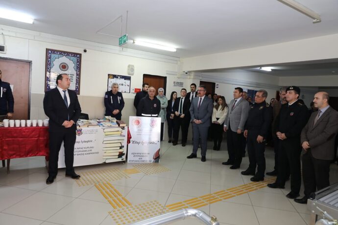 Başkanımız Alp Kargı, Kitap Bağış Kampanyasına Katıldı