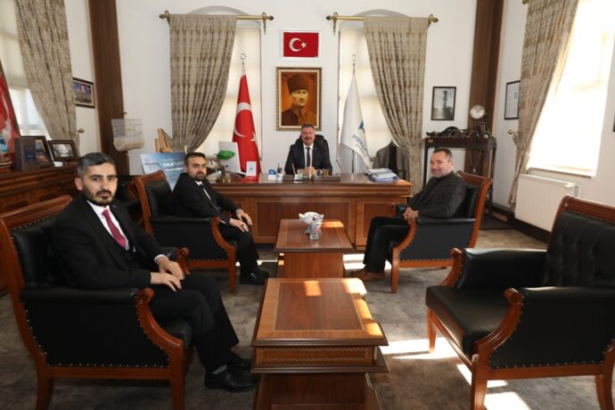Merzifon Din Görevlileri Derneği Başkanı ve Üyelerinden Belediyemize Ziyaret