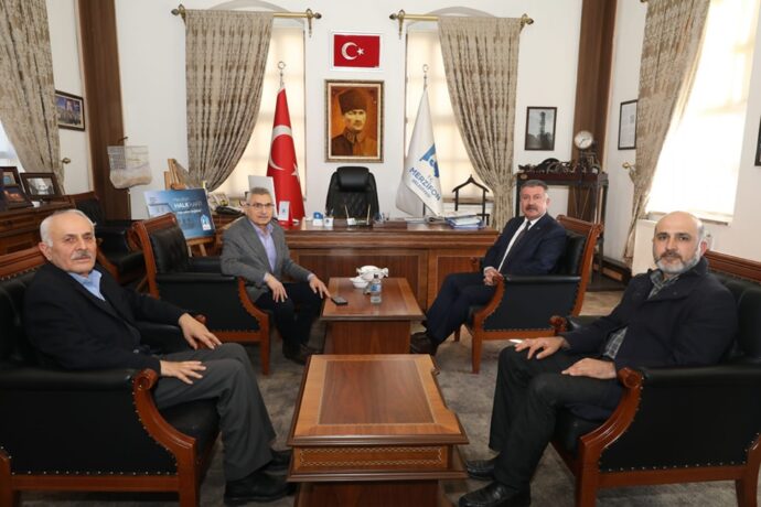 Akif Gülle, Kardeşi Mustafa Gülle Ve Yeğeni Belediyemize Ziyarette Bulundular