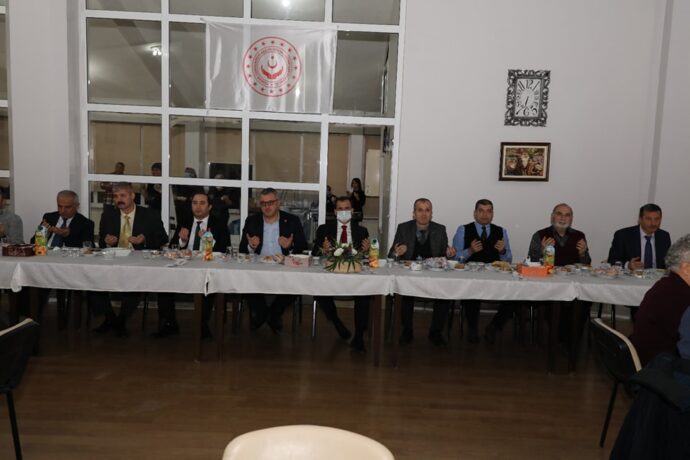 Başkan Yardımcımız Erkan Ergül Huzurevi’nde Yılbaşı Etkinliği Programına Katıldı