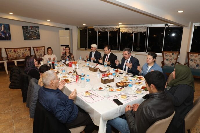 Sosyal Hizmetler Müdürlüğü tarafından tertip edilen iftar programında kıymetli çocuklarımızla bir araya geldik.