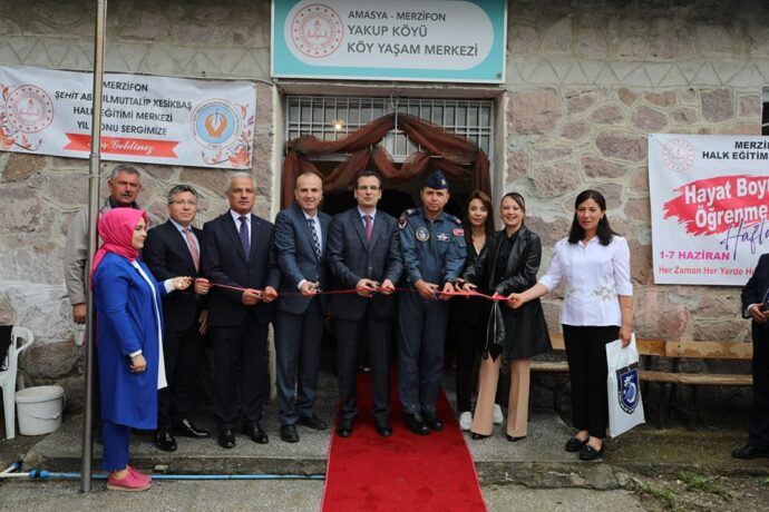 Başkan Yardımcılarımız Yakup Köyü’ndeki Yıl Sonu Sergisine Katıldı