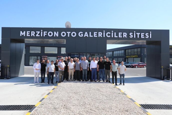 Belediye Başkanımız Oto Galericiler Sitesine Ziyarette Bulundu