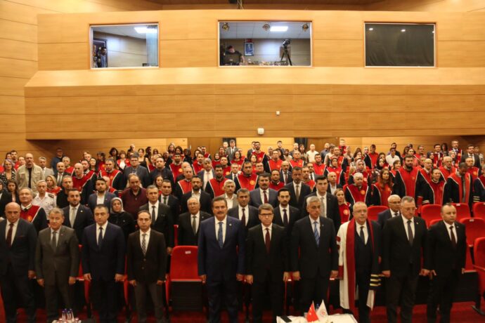 Başkan Yardımcımız M. Tuncer BASMACI, Amasya Üniversitesi 2024-2025 Yılı Akademik Açılış Töreni ve  Amasya Üniversitesi Tıp Fakültesi Morfoloji Binası Açılış Törenine katıldı.