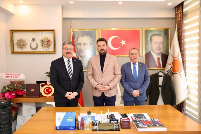 Belediye Başkanımız, AK Parti Merzifon İlçe Başkanlığına Ziyarette Bulundu