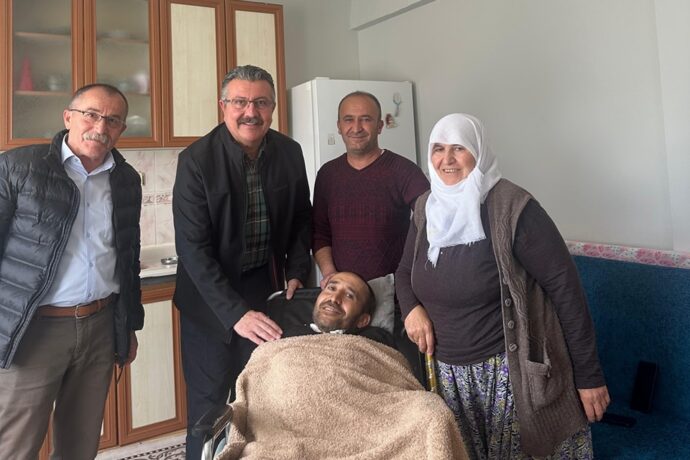 Belediye Başkanımız, Çaybaşı Köyü’nde Sinan Sağlam’ı Ziyaret Etti