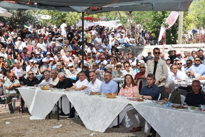 Belediye Başkanımız, Alipircivan Kültür ve Sanat Etkinliği’ne Katıldı
