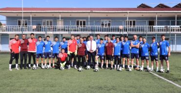 Belediye Başkanımız, Merzifonspor’umuzun Antrenmanına Katıldı